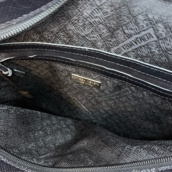 Bottega Veneta Tote w/mirror + authenticity card - Picture 8 of 15